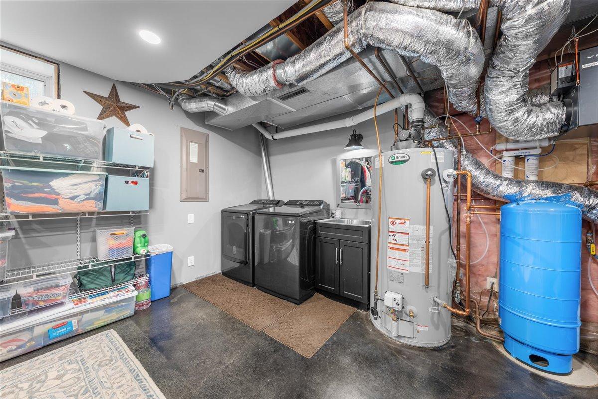 W7923 185th Ave, Hager City, WI 54014