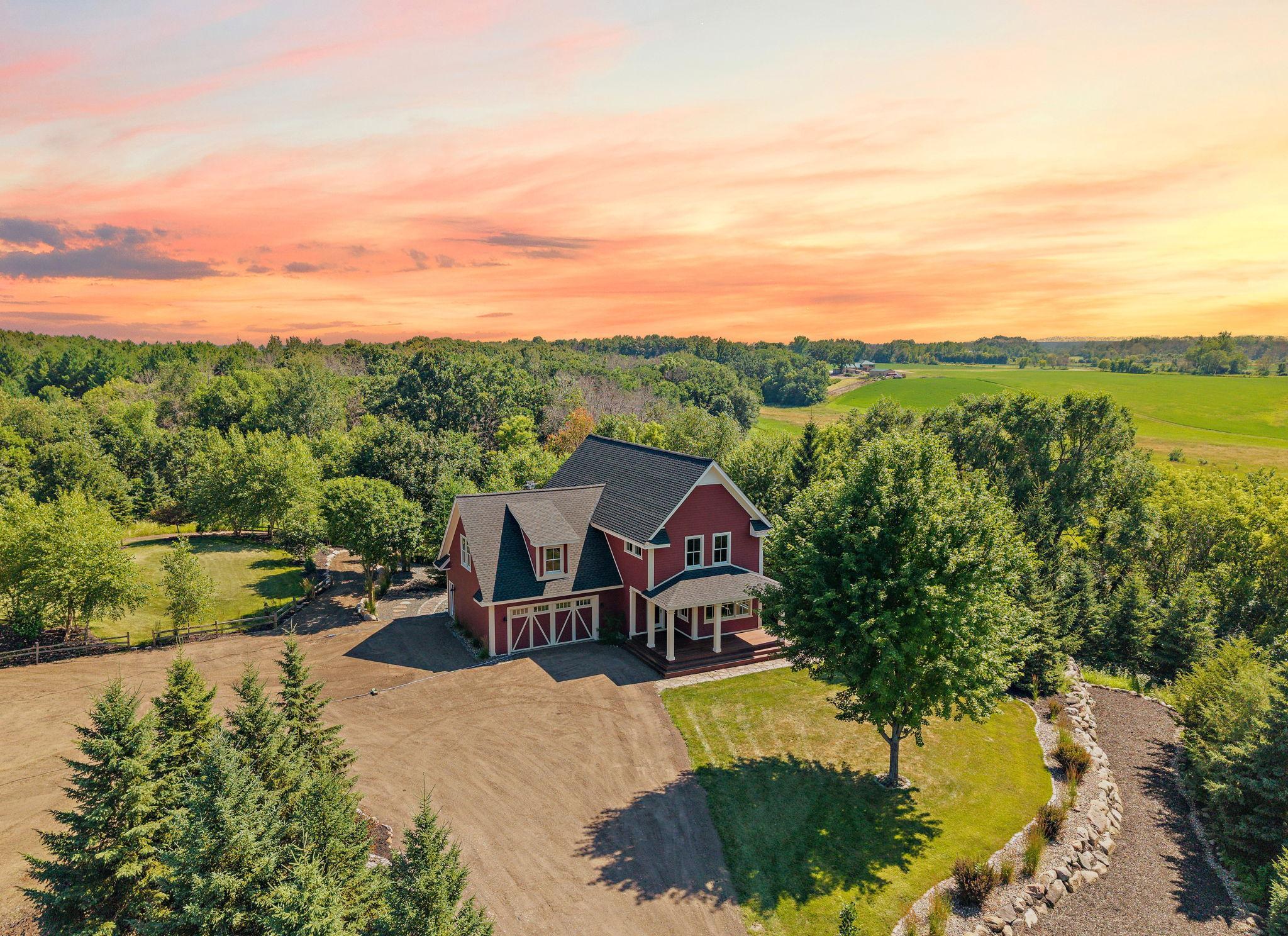 28-web-or-mls-UAV Vision Media I Sunset.jpg