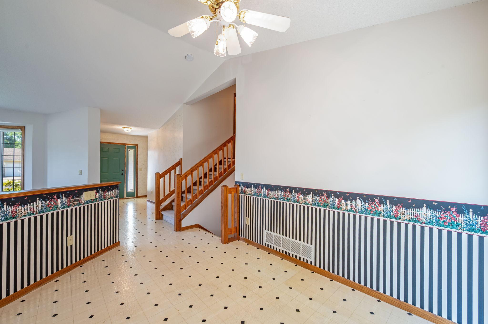 19 La Mar Ct North Mankato MN-13.jpg