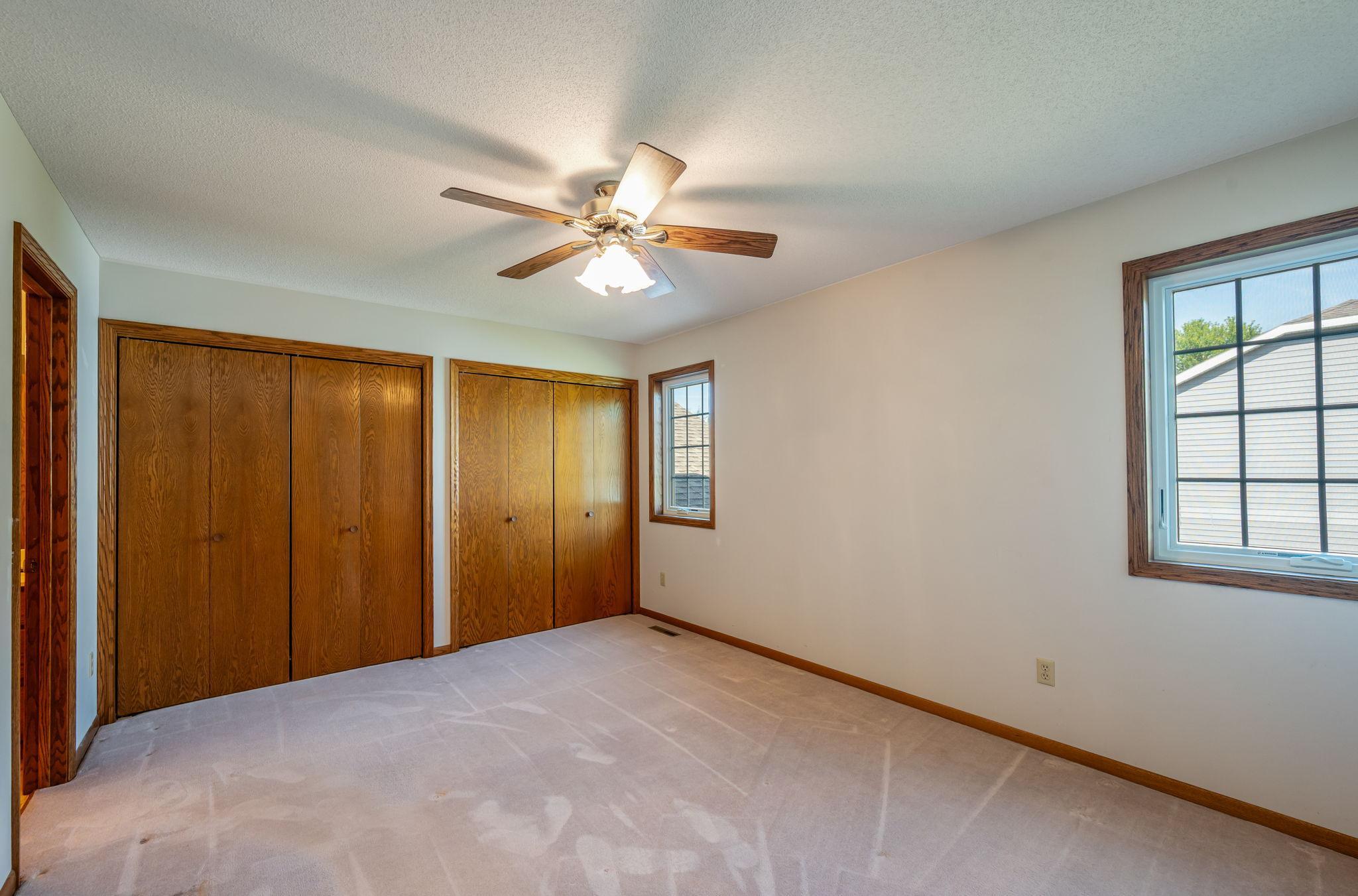 19 La Mar Ct North Mankato MN-17.jpg