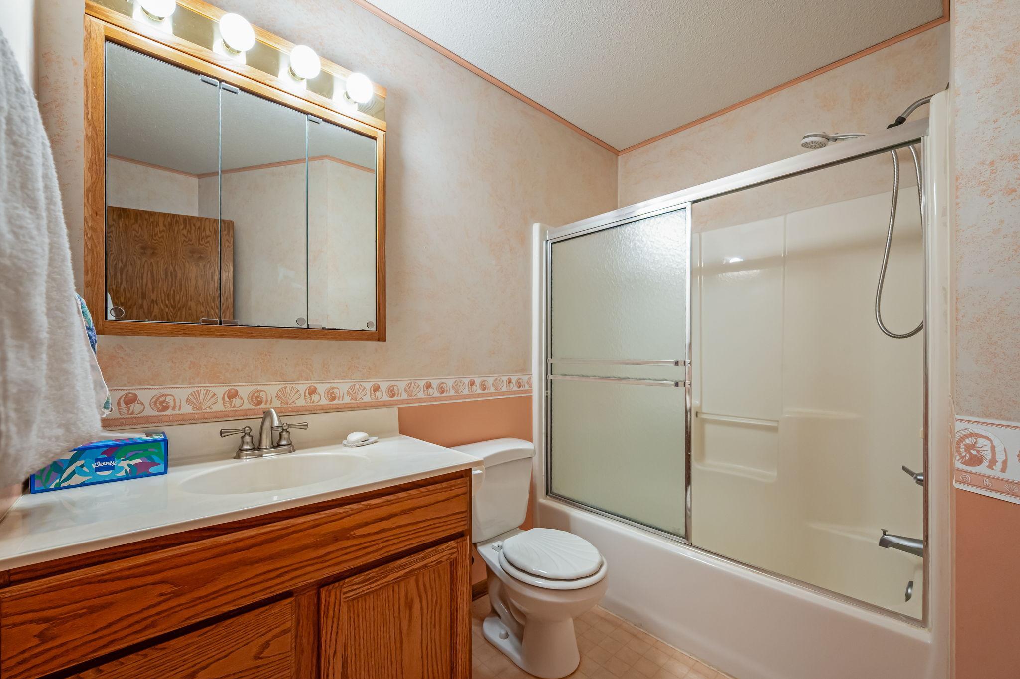 19 La Mar Ct North Mankato MN-25.jpg