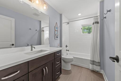 Upper level full bathroom.