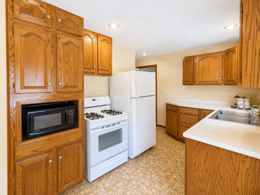 Lots of Cabinet Space