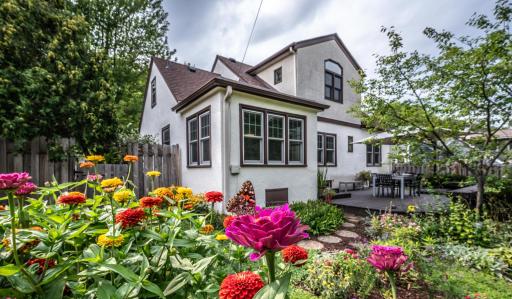 Step outside to enjoy the backyard at 2921 Yosemite