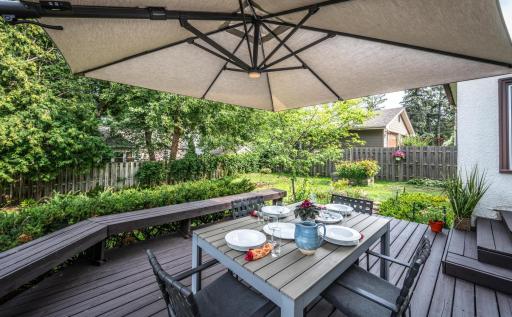 The 16 X 20 deck features built-in seating