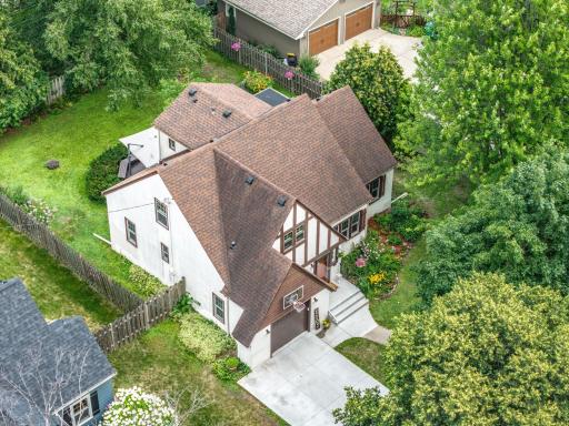 Aerial view of 2921 Yosemite Av. S