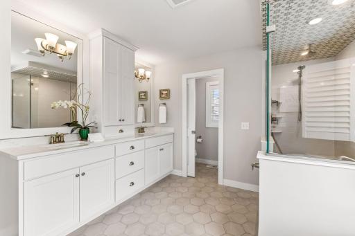 4303 Millstone Drive, Chaska, MN 55318