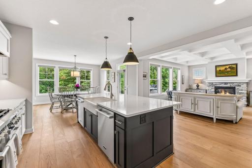4303 Millstone Drive, Chaska, MN 55318