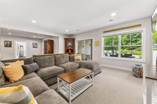 4303 Millstone Drive, Chaska, MN 55318