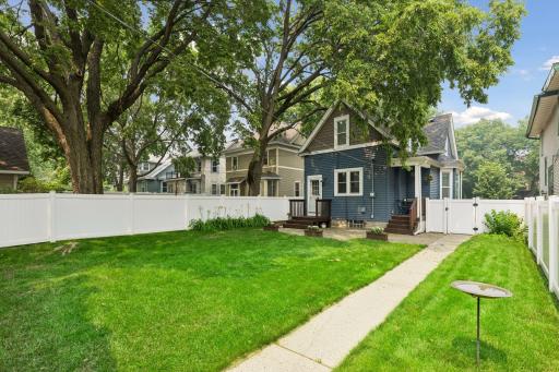 1782 Marshall Avenue, Saint Paul, MN 55104