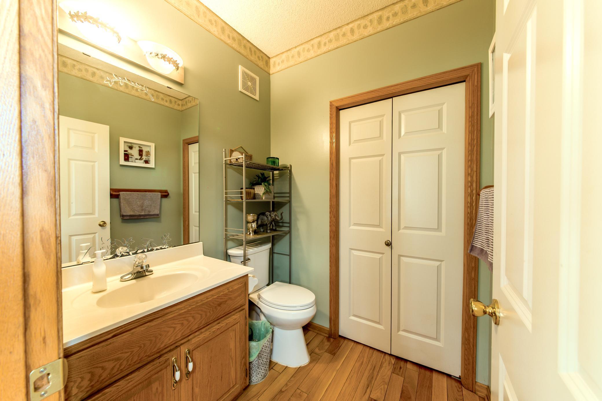 Bathroom 1 Main Floor.jpg