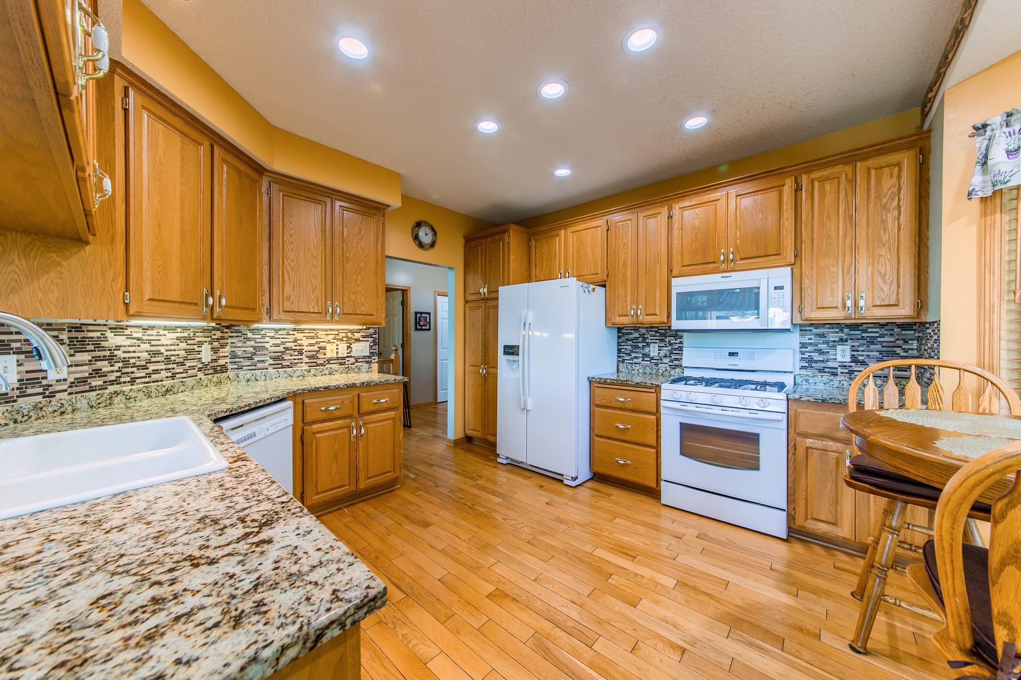 Large Kitchen-Ample counter and cabinet space.jpg