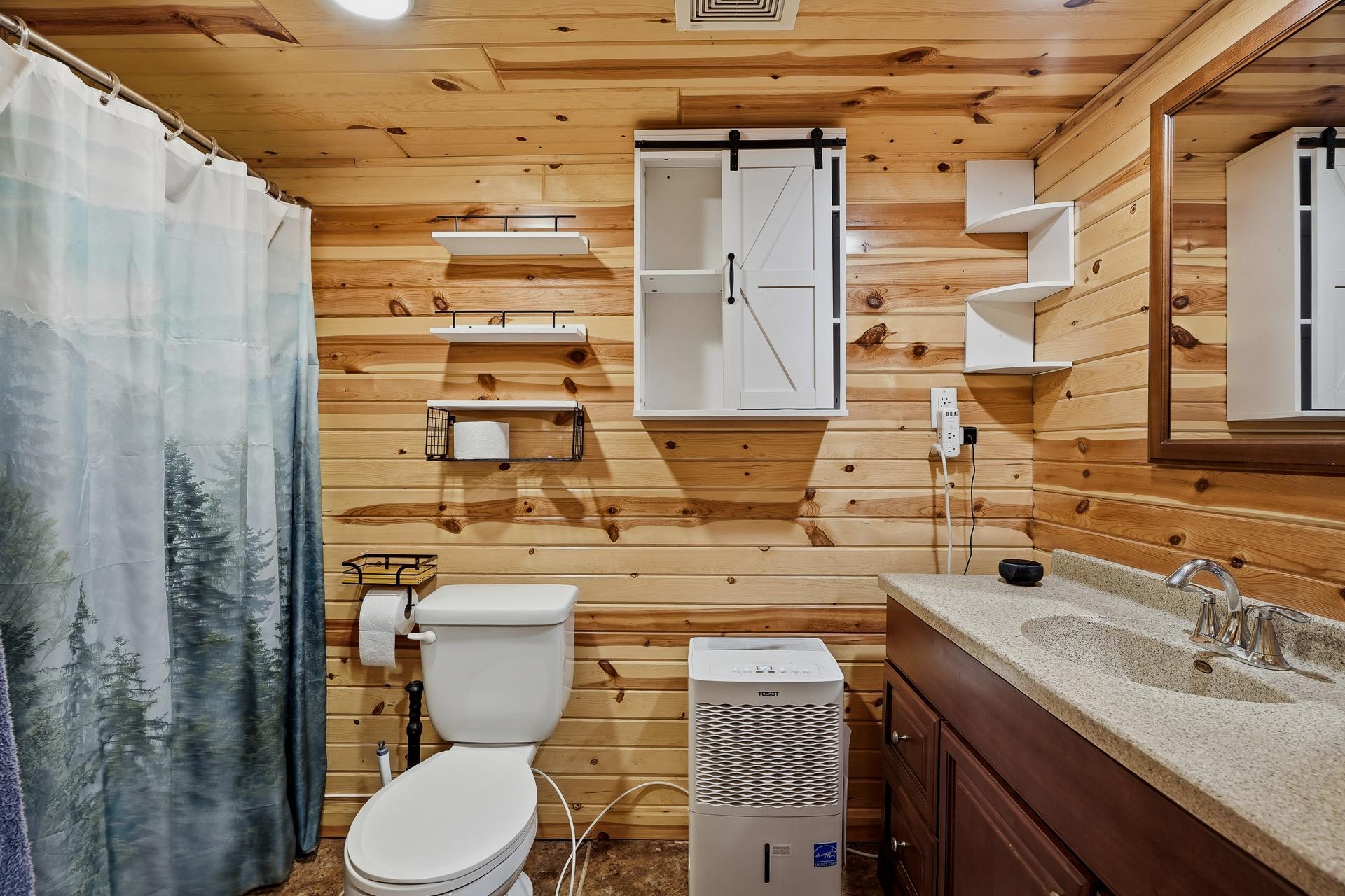 53 Dale St N MLS-38.jpg