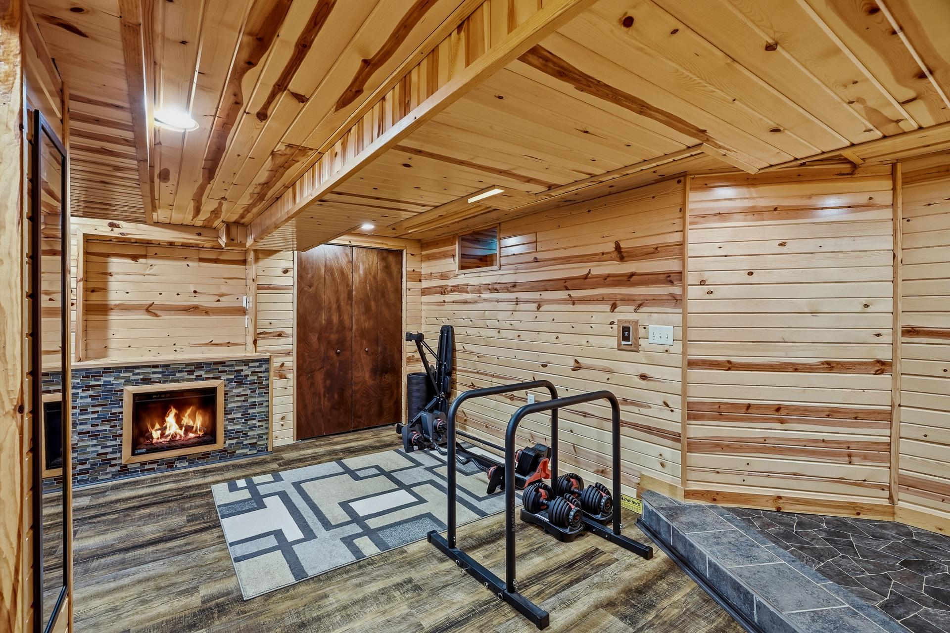 53 Dale St N MLS-33.jpg