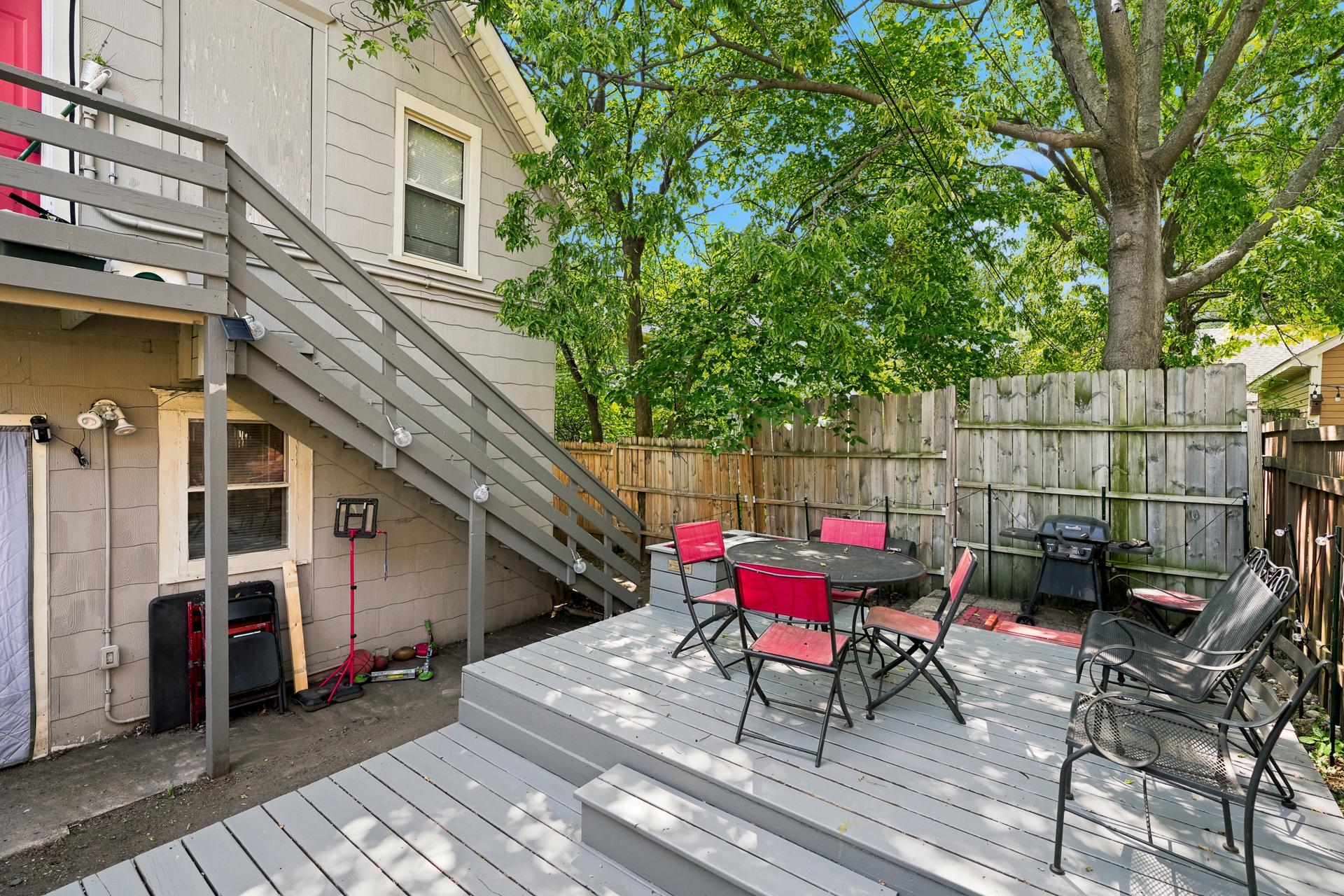 53 Dale St N MLS-12.jpg