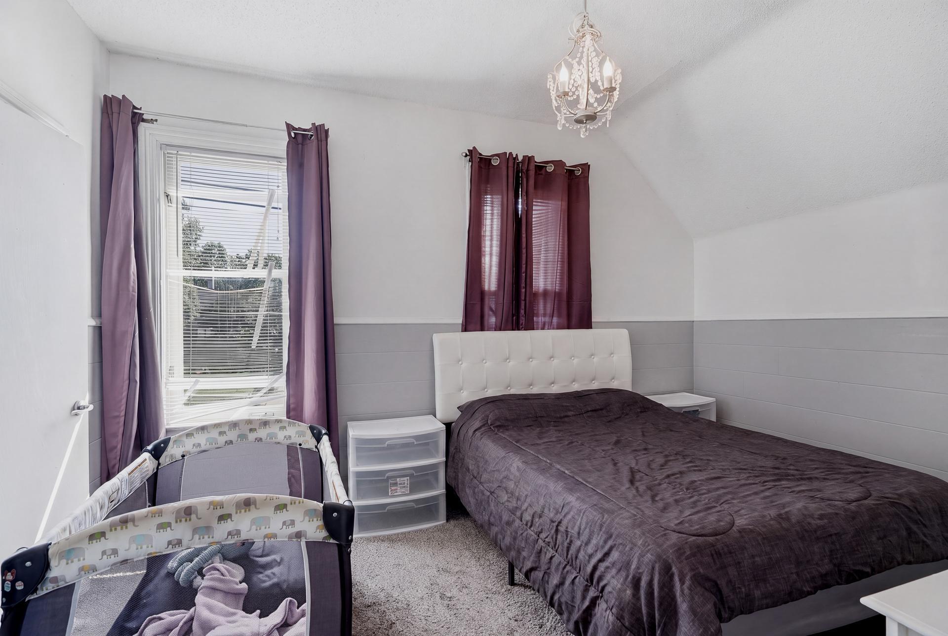 53 Dale St N MLS-50.jpg