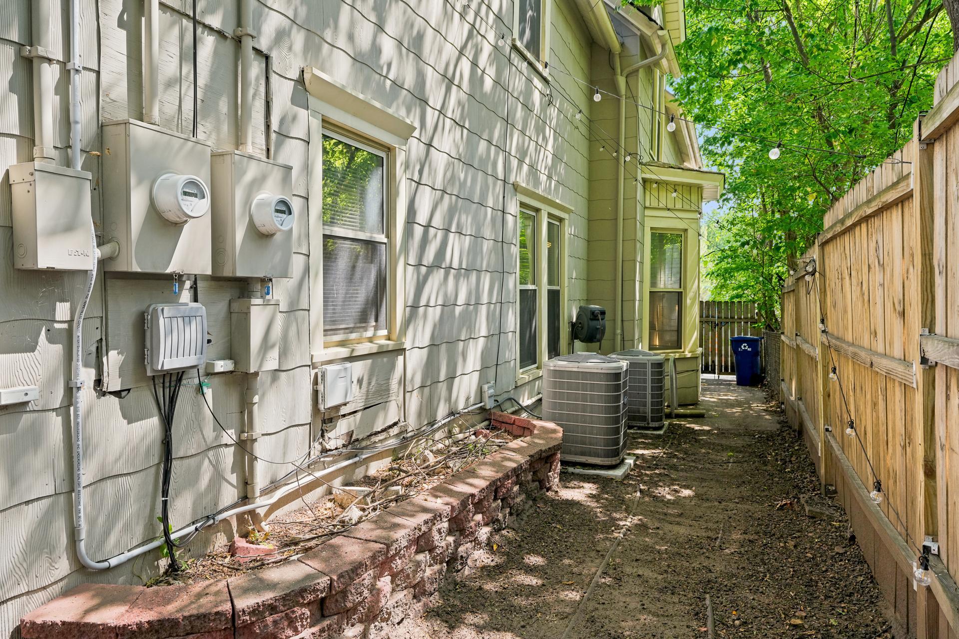 53 Dale St N MLS-7.jpg