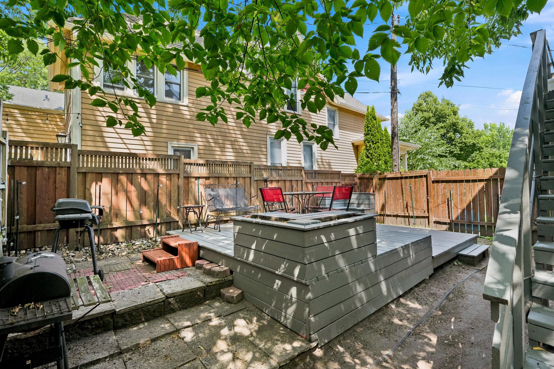 53 Dale St N MLS-8.jpg