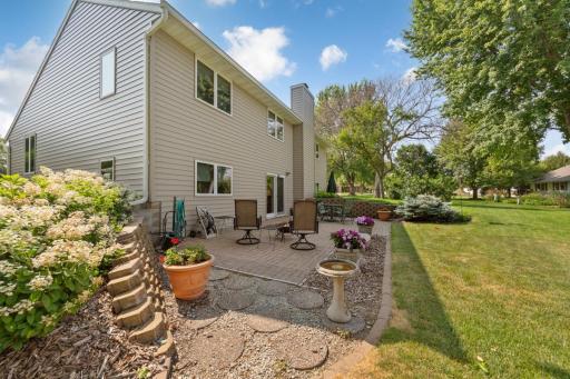 2170 Diablo Drive SE, Owatonna, MN 55060