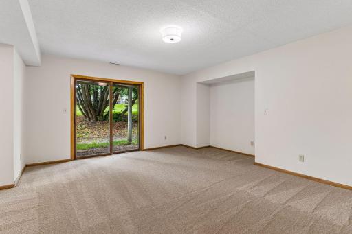 3149 Farnum Drive, Eagan, MN 55121