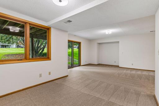 3149 Farnum Drive, Eagan, MN 55121
