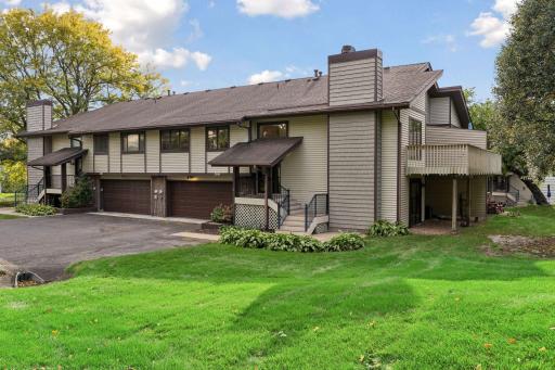 3149 Farnum Drive, Eagan, MN 55121