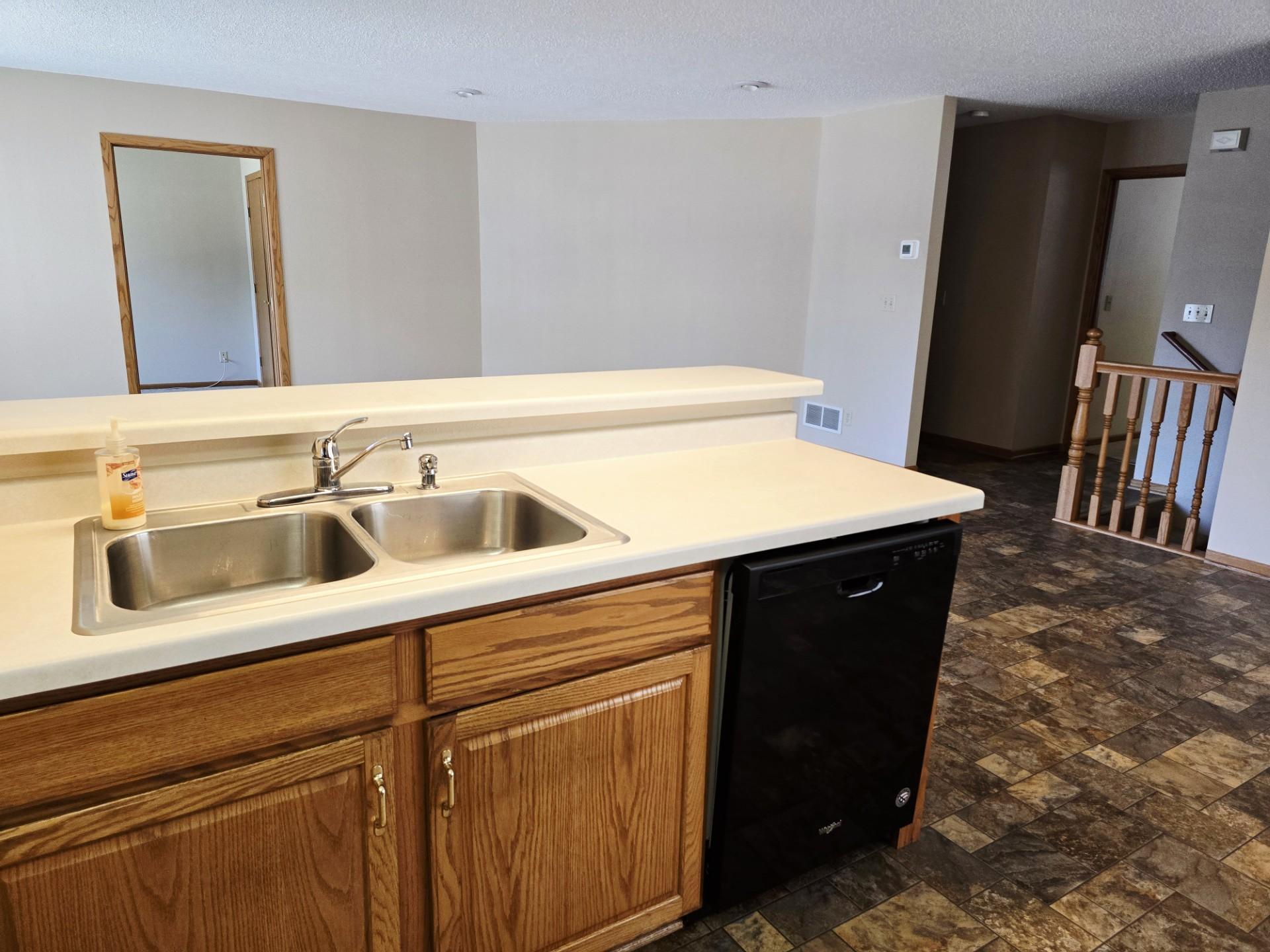 Kitchen5.jpg