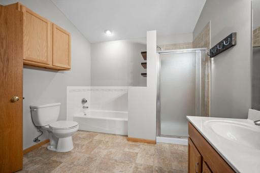 Full Bathroom - Upper Level