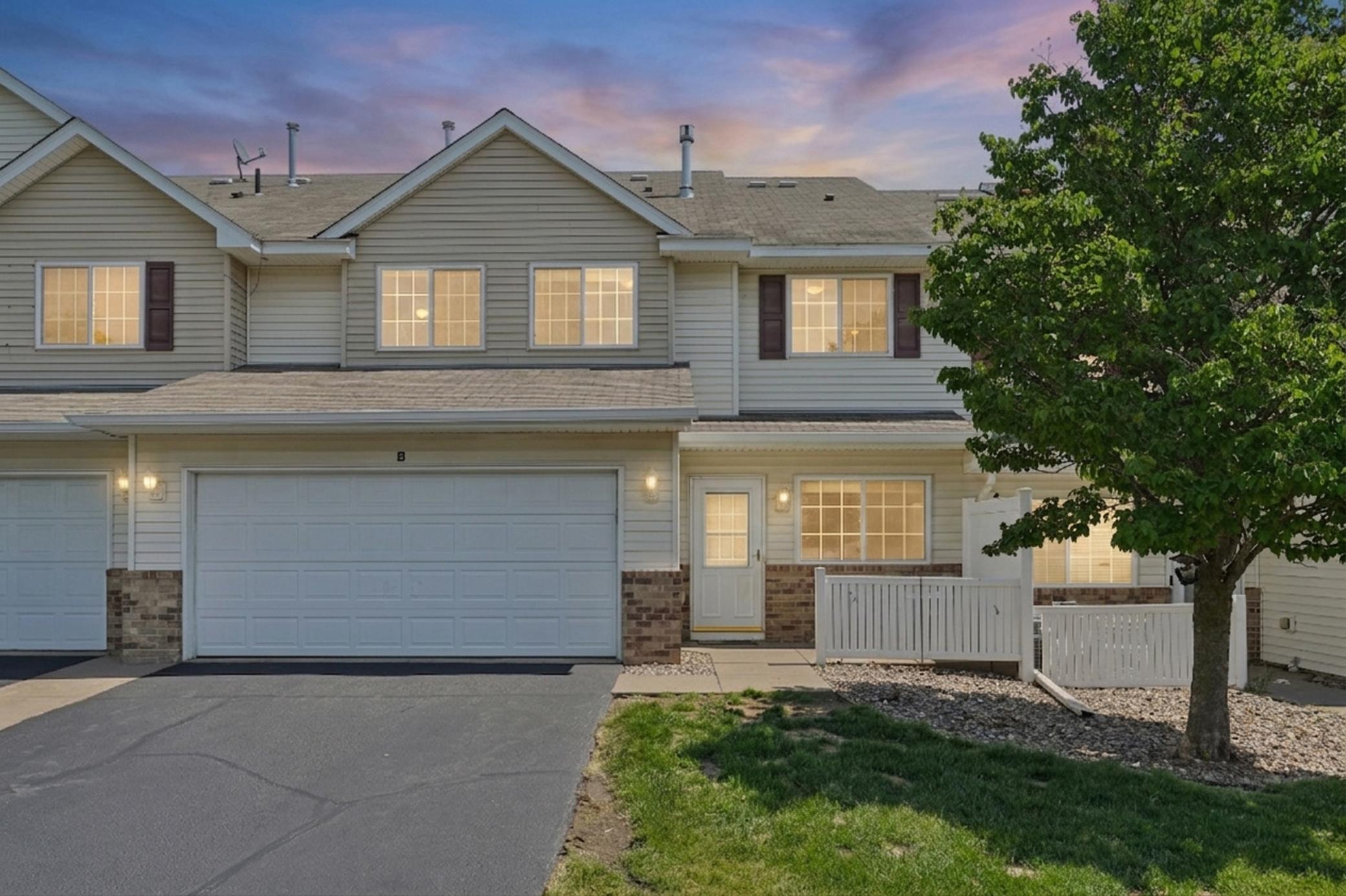 Come make this home yours!