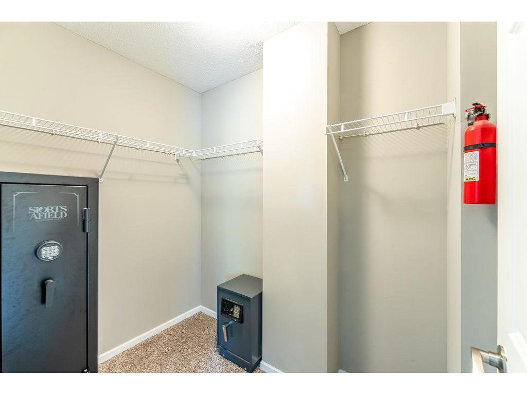 Primary Walk in Closet.jpg
