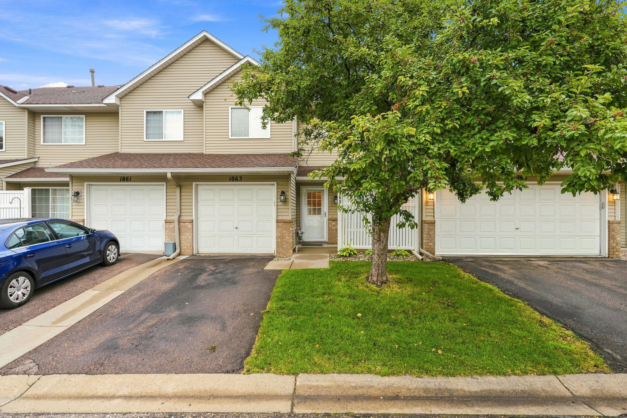 1863 Riverwood Dr