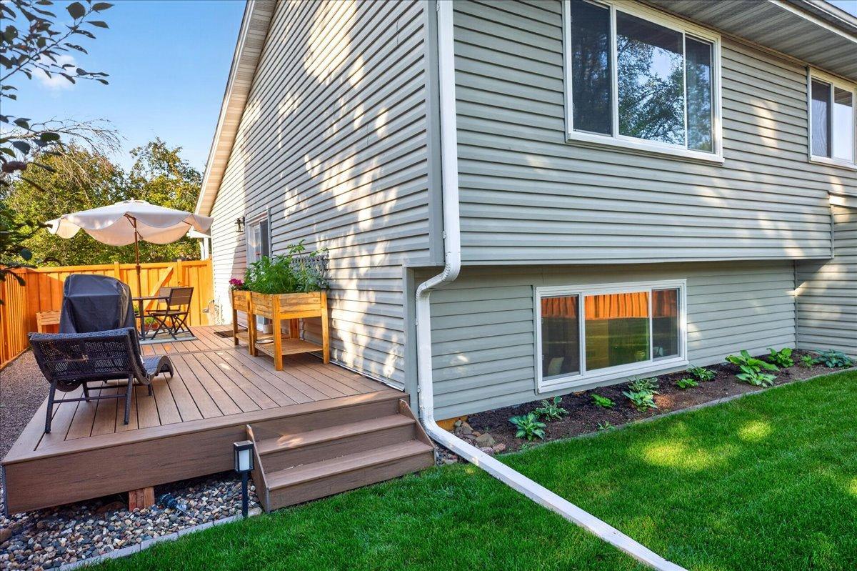 Maintenance free decking