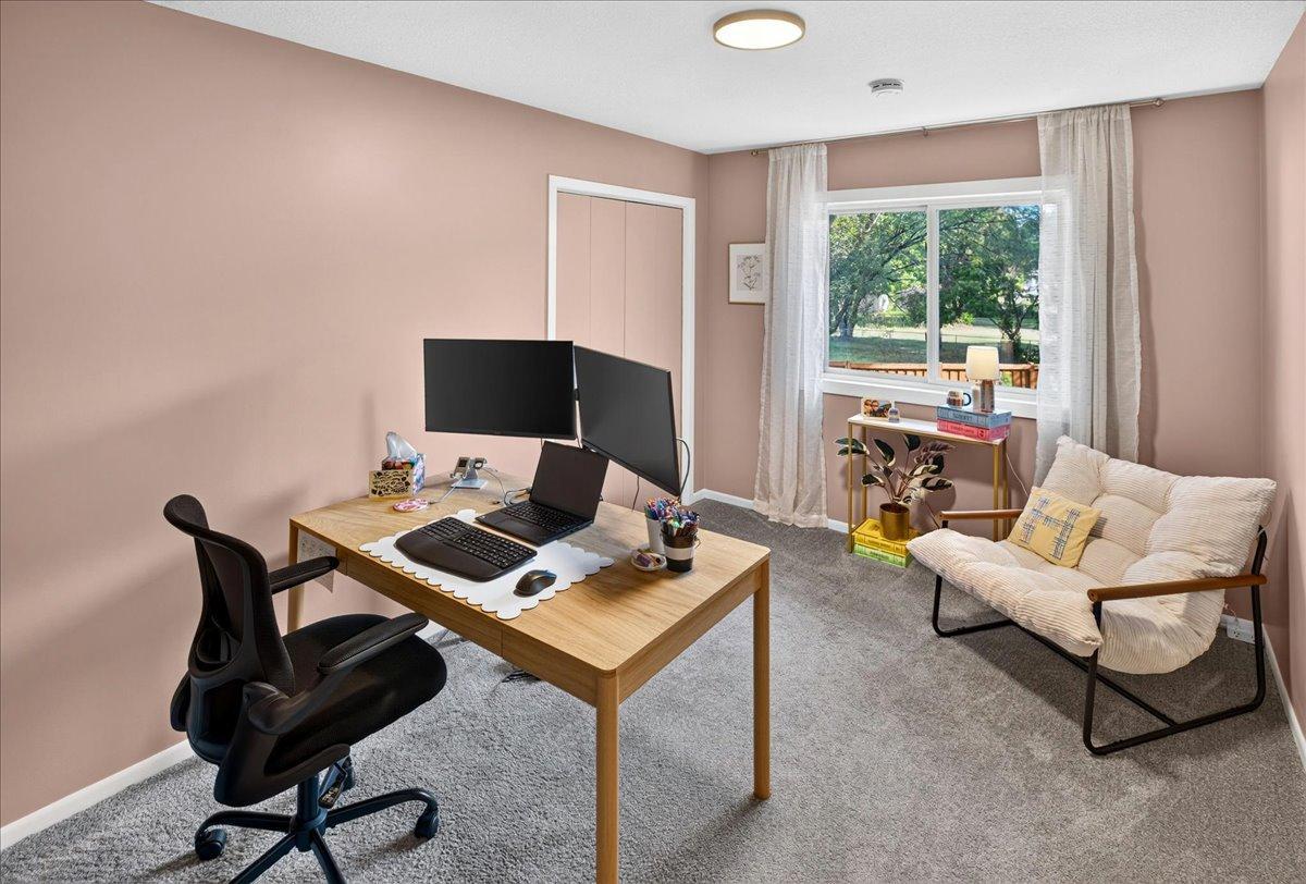 Upper level 2nd bedroom