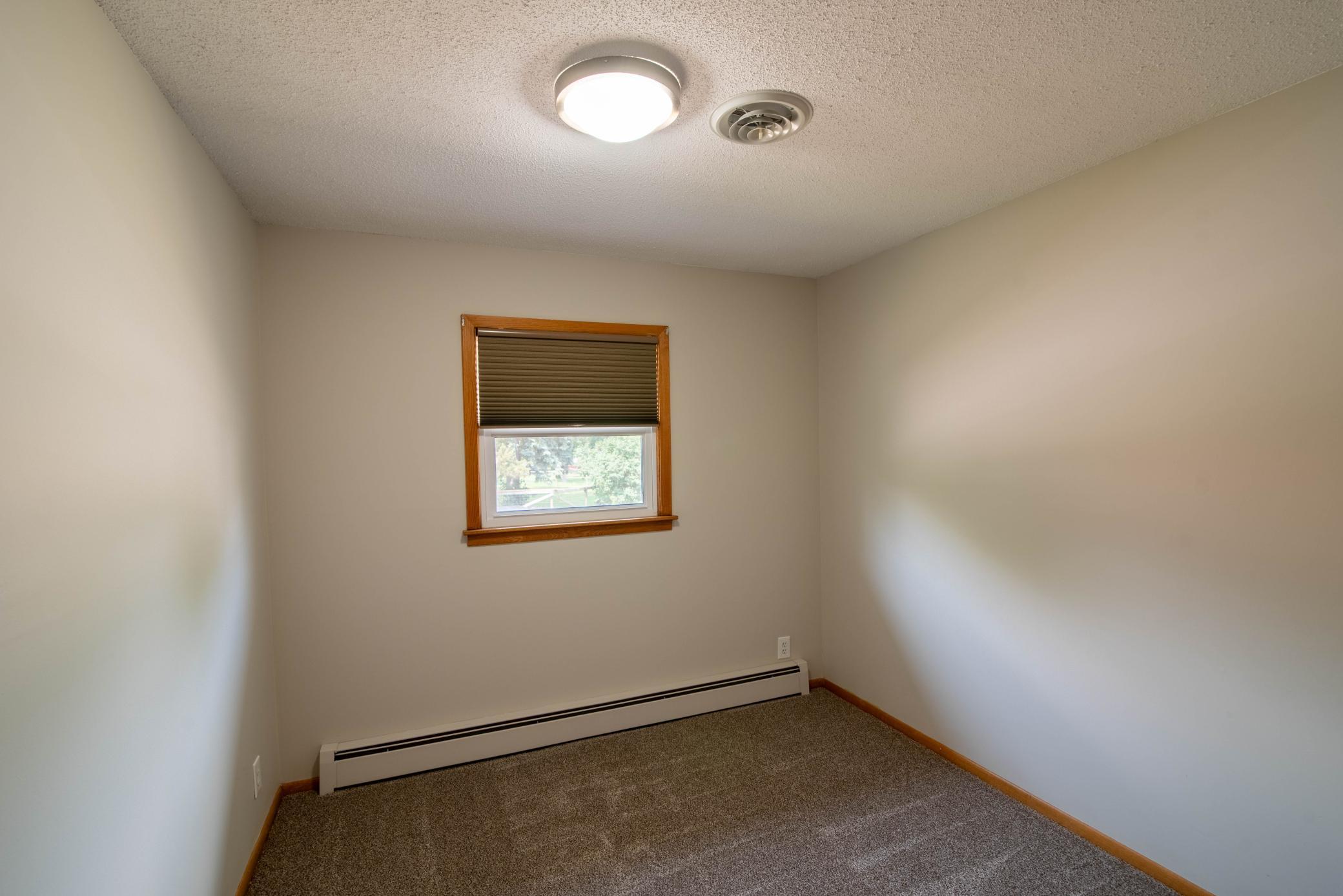 Upstairs Bedroom 3 V1 (9x9.4)