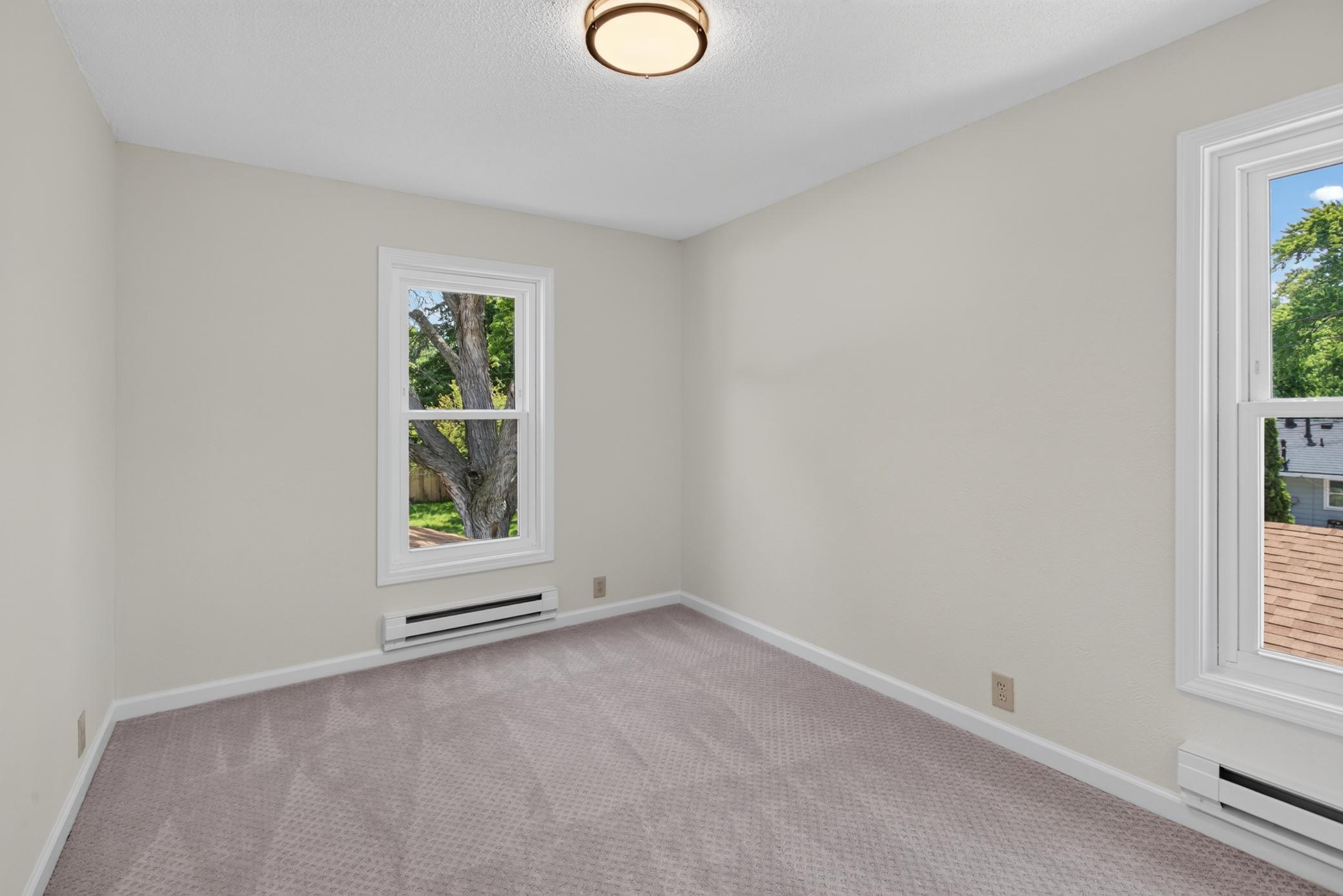 Upper level: bedroom 2