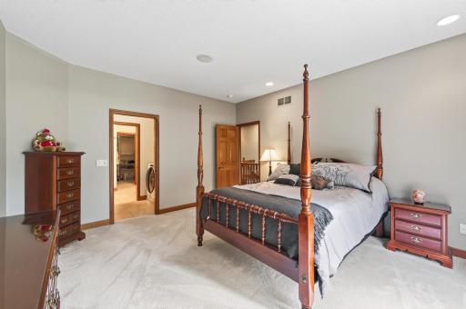 10776 Falling Water Lane, B, Saint Paul, MN 55129