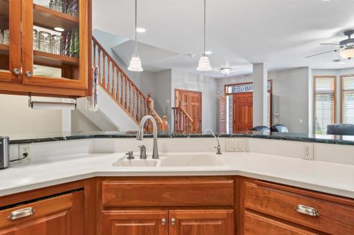 10776 Falling Water Lane, B, Saint Paul, MN 55129