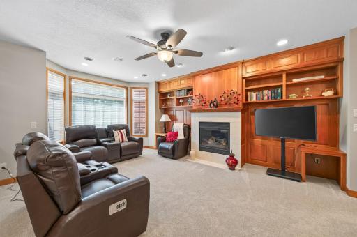 10776 Falling Water Lane, B, Saint Paul, MN 55129