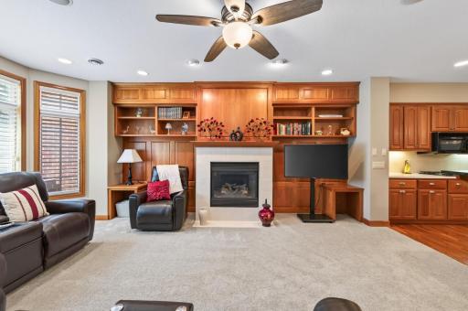 10776 Falling Water Lane, B, Saint Paul, MN 55129