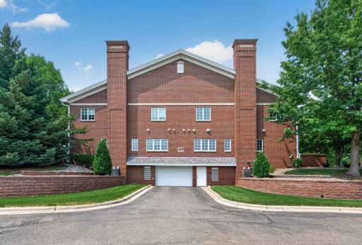 10776 Falling Water Lane, B, Saint Paul, MN 55129