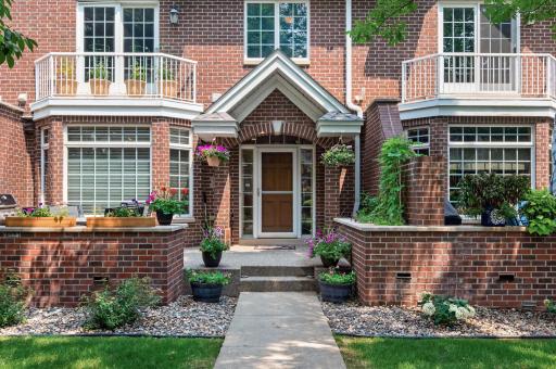 10776 Falling Water Lane, B, Saint Paul, MN 55129