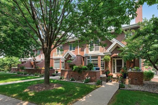 10776 Falling Water Lane, B, Saint Paul, MN 55129