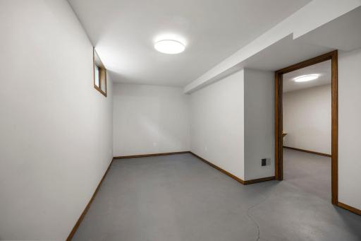 Photo 32