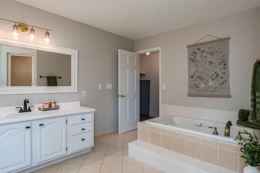 75 Telemark Drive, Mankato, MN 56001