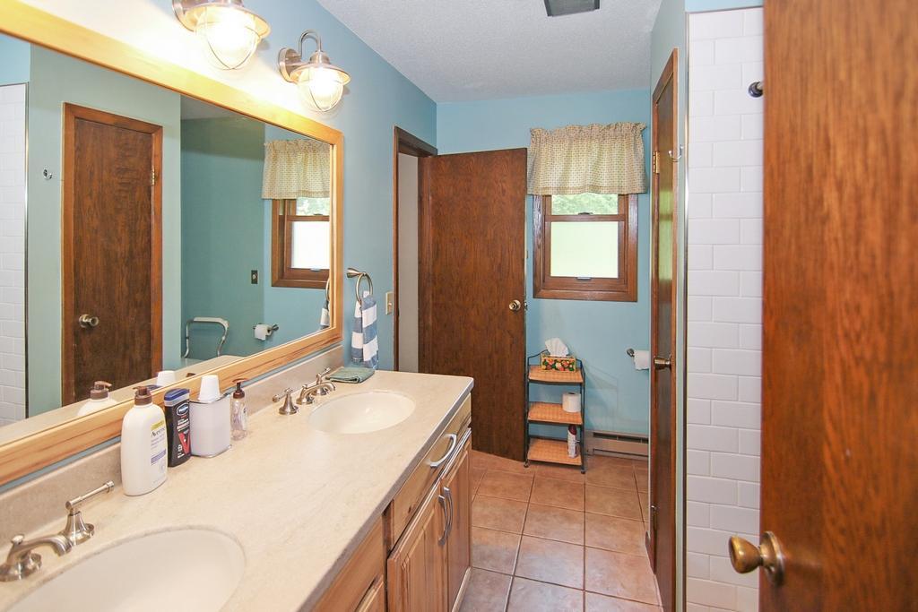 Upper Bathroom