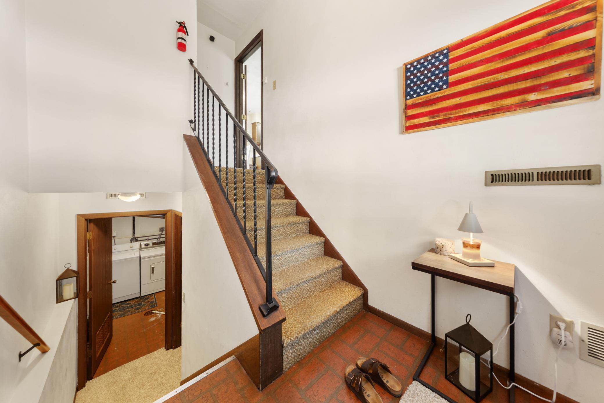 entry_foyer