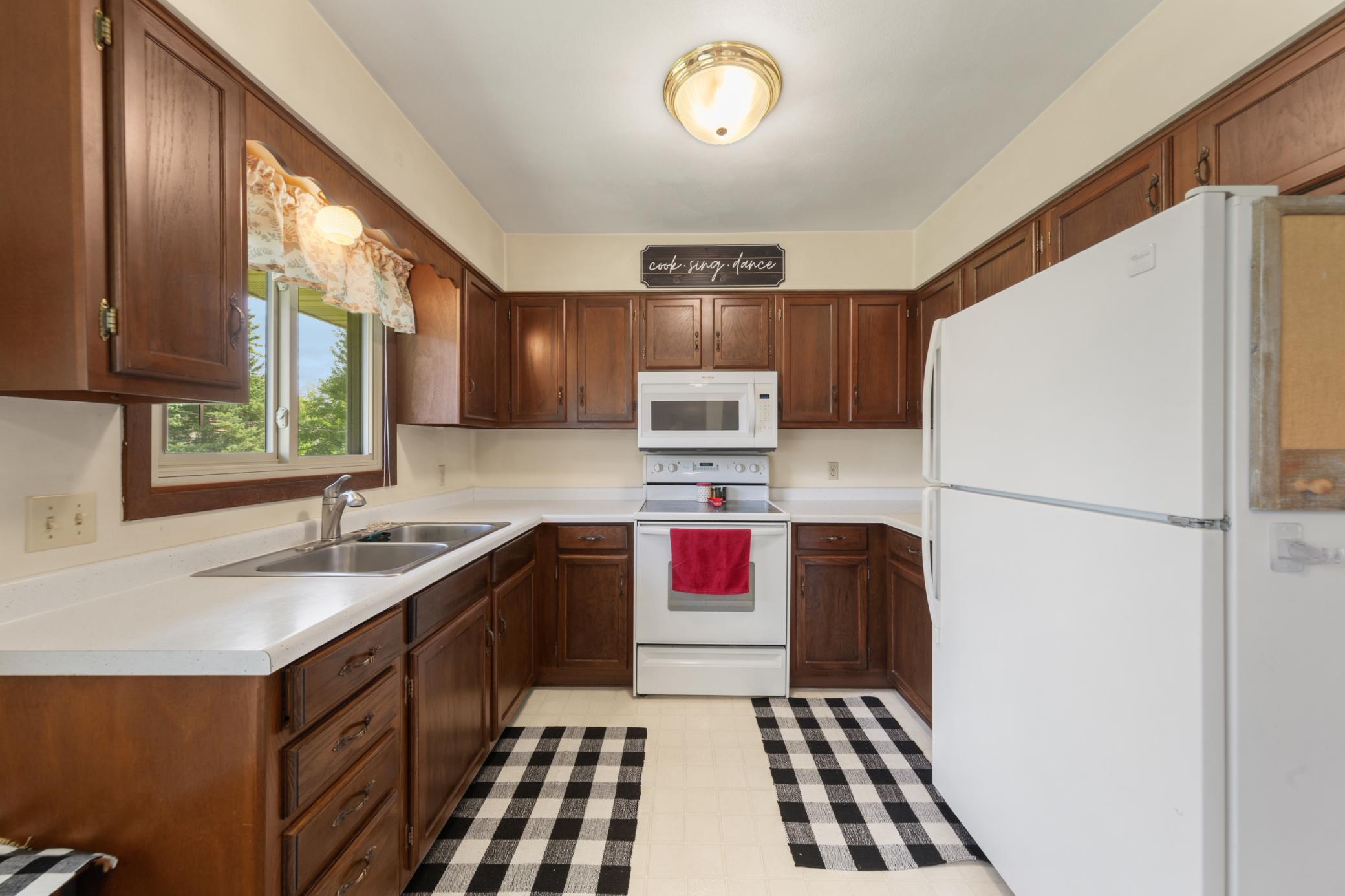 upper kitchen