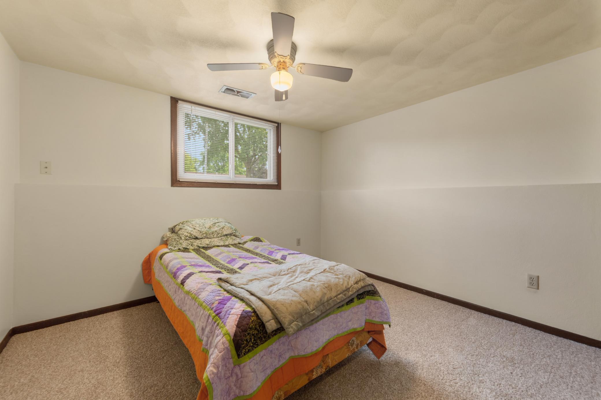 bedroom 1_lower