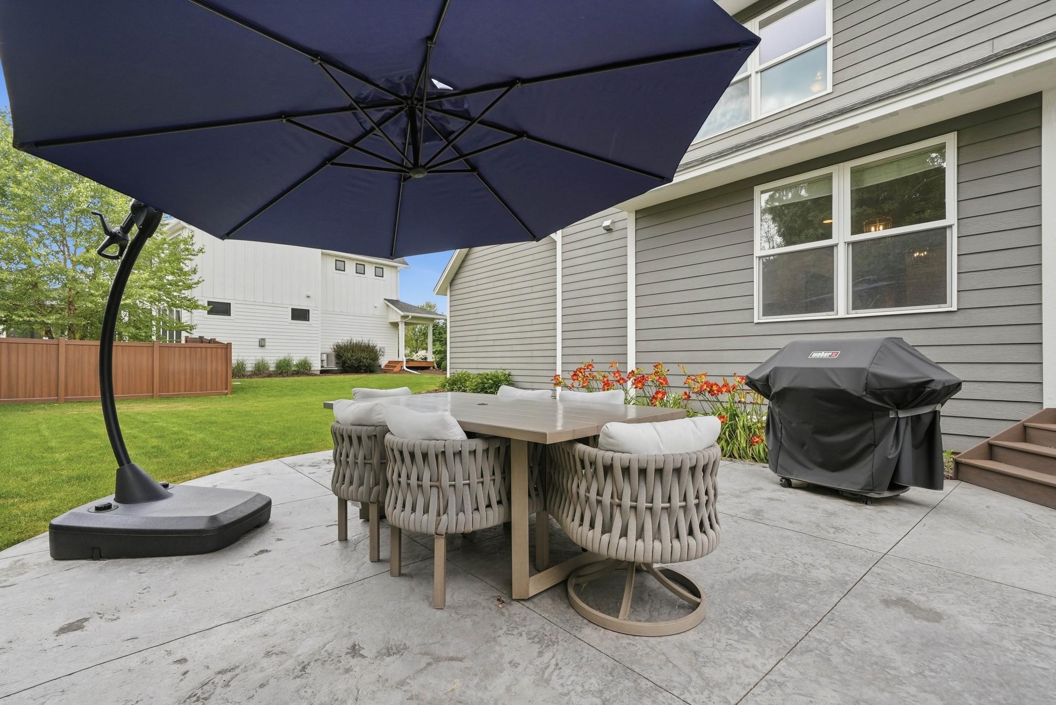 Thoughtfully designed spaces that connect indoor and outdoor living.
