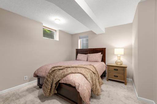 15720 17th Place N, Minneapolis, MN 55447